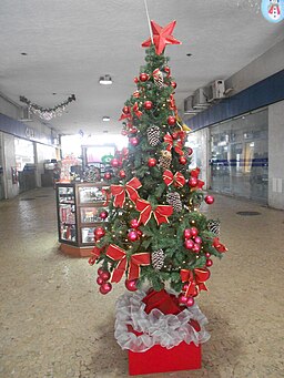 Árvore de natal na Galeria Solar de Laranjeiras