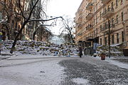 Баррикады на улице во время Евромайдана