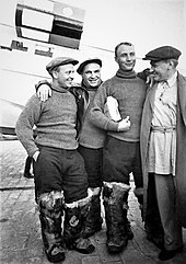 Tupolev (right) with the crew of the ANT-25 aircraft at the Shchyolkovo airfield in 1936. Photo by Mikhail Kalashnikov.