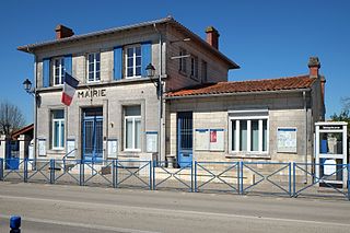 Croix-Chapeau Commune in Nouvelle-Aquitaine, France