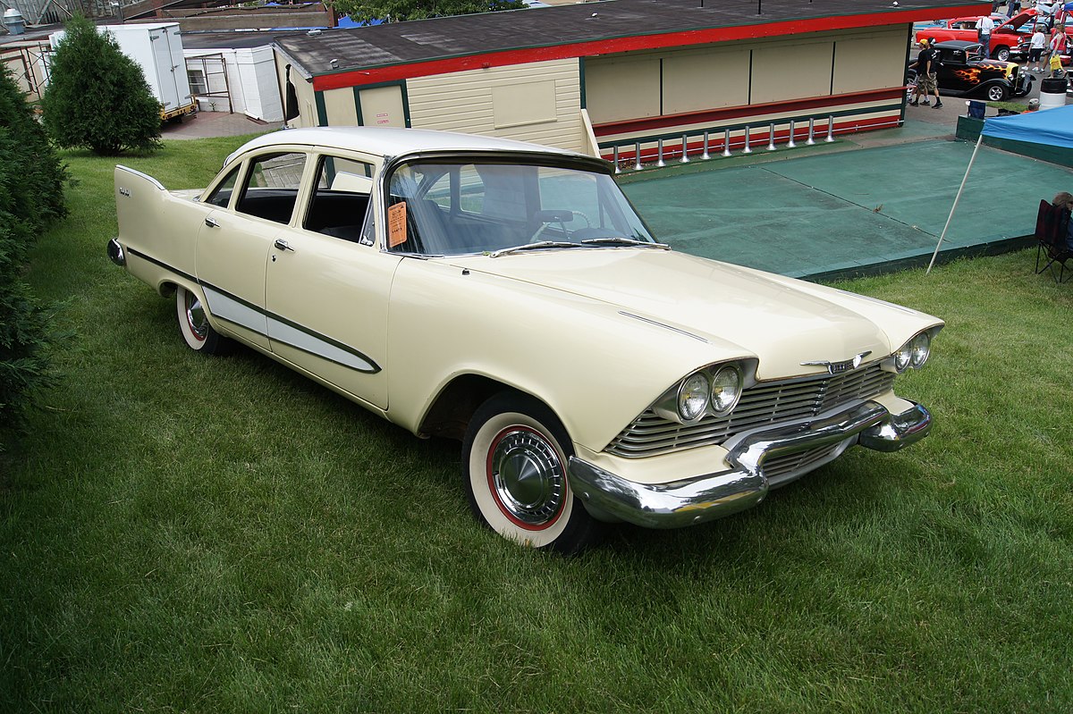 Plymouth Belvedere - Wikipedia