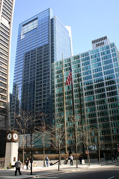File:2006-03-30 1760x2640 chicago 1 south dearborn.jpg