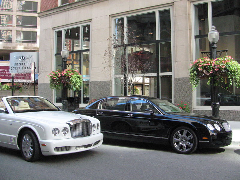 File:20070912 Bentley Showroom.JPG