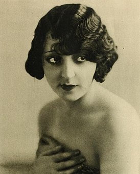 Алма Беннетт в 1924 году