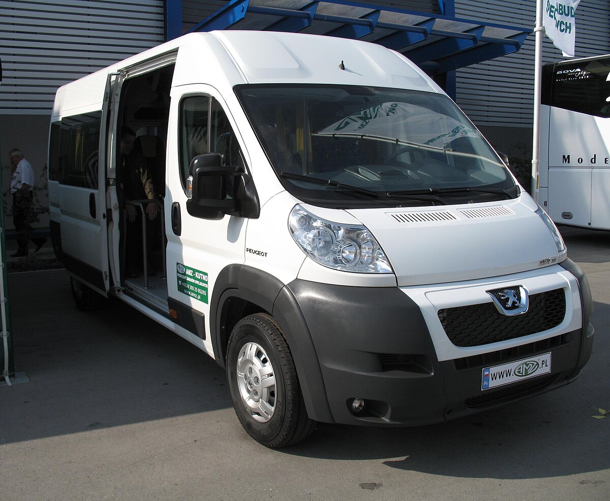 File:AMZ Peugeot Boxer in Kielce.jpg - Wikipedia