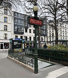 Accès Station Métro Commerce Place Commerce - Paris XV (FR75) - 2022-01-23 - 10.jpg