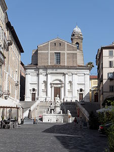 Ancône Eglise de San Domenico.JPG