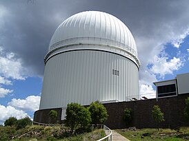 Anglo-Australian Telescope dome.JPG