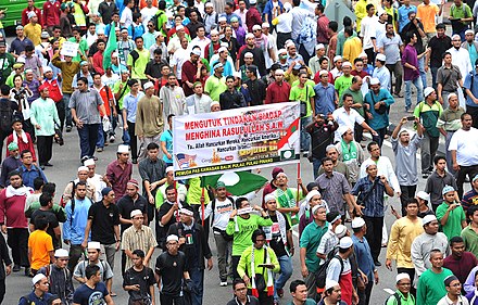 Protesters in Kuala Lumpur take to the streets to demonstrate against the Innocence of Muslims film.