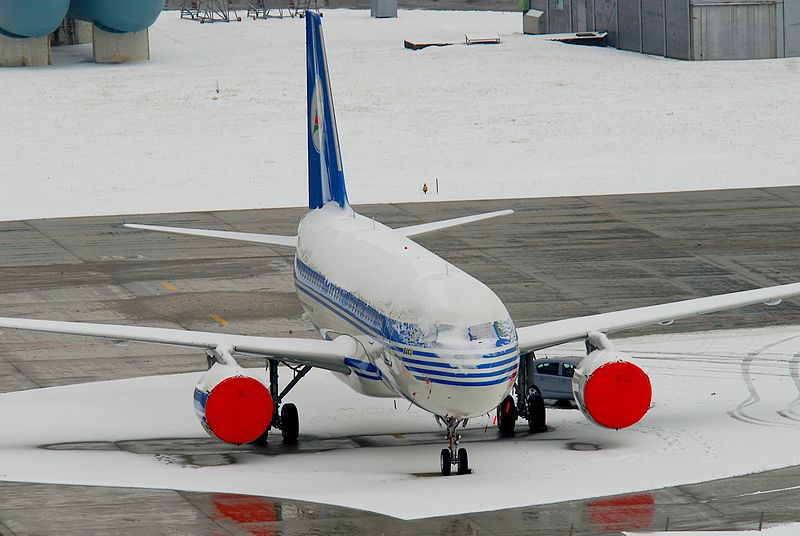 File:Azerbaijan Airlines Airbus A319-115X CJ; 4K-AZ01@ZRH;28.01.2010 563aa (4325497056).jpg