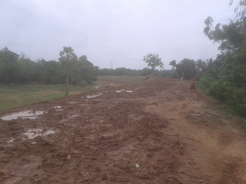 File:Baitarani Embarkment Road Construction after Flood - panoramio.jpg