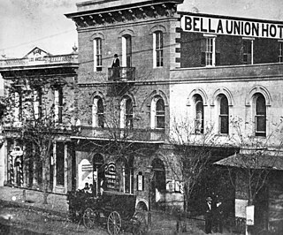 <span class="mw-page-title-main">Bella Union Hotel</span> Historic site in East of Temple and Main streets, where Fletcher Bowron Square is today