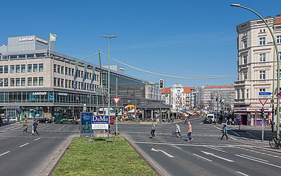 How to get to Hermannplatz with public transit - About the place