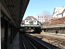 Open-cut station of the New York City Subway Beverley BMT sta house from platform jeh.jpg