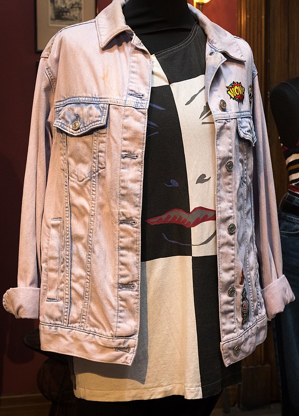 Image: Bill costumes   Doctor Who Experience   Cardiff 46 (36617440435)