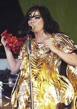 Björk ved Big Day Out[en] festivalen, Melbourne, Australien, 2008