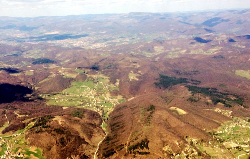 File:Bosnia Ilidza - Zenik village IMG 1436.JPG