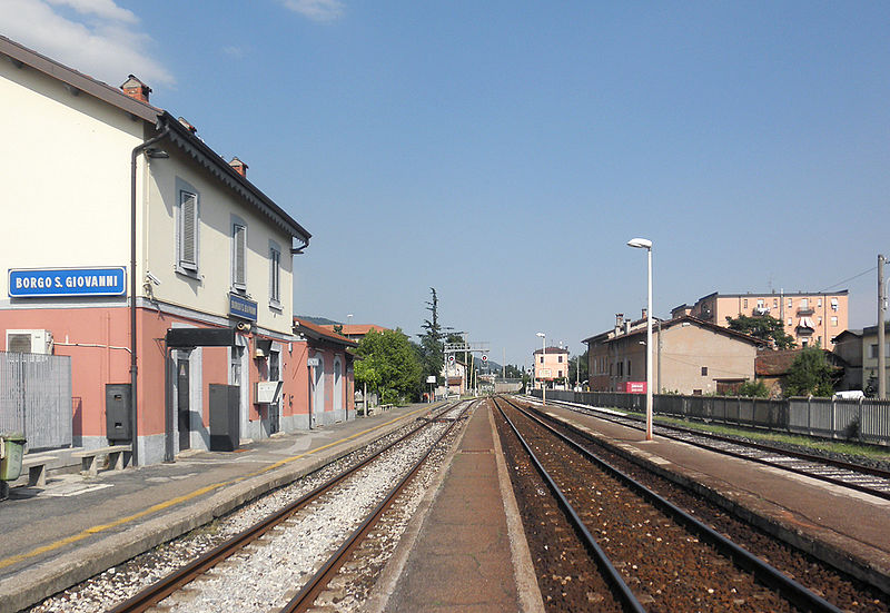 File:Brescia staz Borgo San Giovanni.JPG