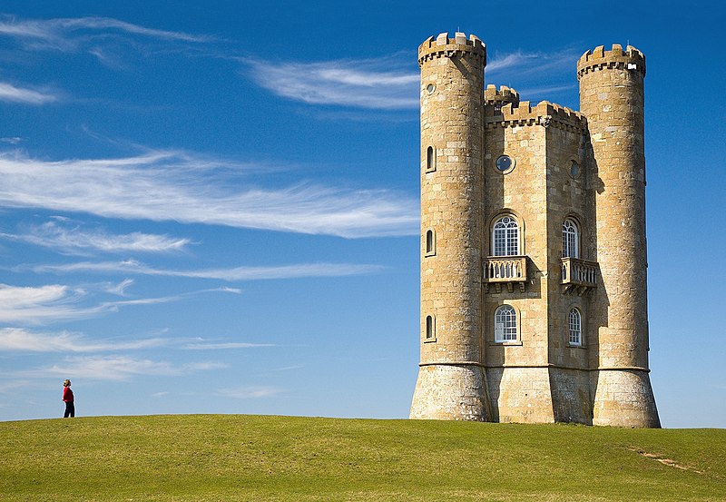 File:Broadway tower pls.jpg