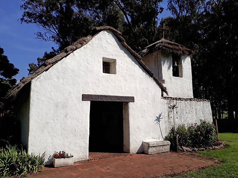 File:Capilla Reducción Jesuítica Nuestra Señora del Pilar.jpg