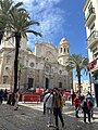 File:Catedral de Cádiz en Semana Santa.jpg