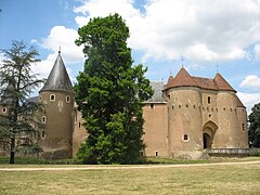 Château d'Ainay-le-Vieil 02.jpg