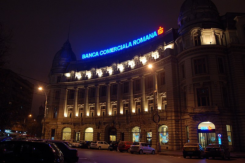 File:Commercial Bank - panoramio.jpg