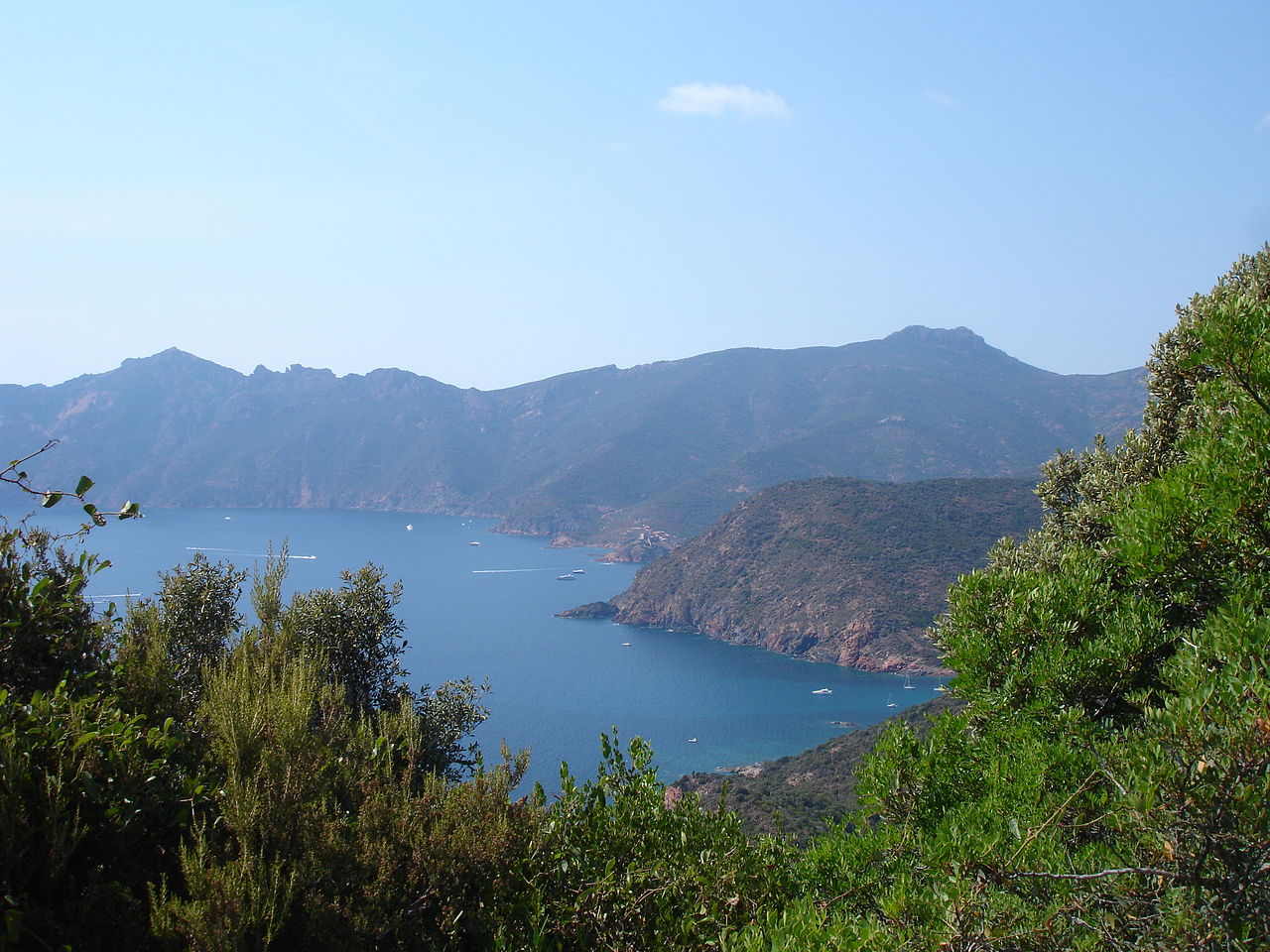 File:Corse-04842-Golfe de Girolata.jpg - Wikimedia Commons