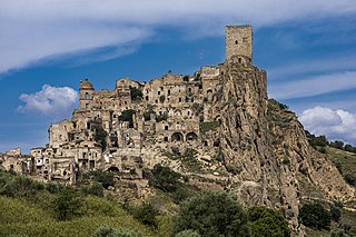 <span class="mw-page-title-main">Craco</span> Comune in Basilicata, Italy