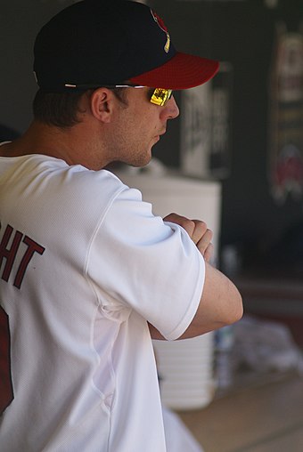 Adam Wainwright (19 wins) and St. Louis Cardinals teammate Chris Carpenter (17 wins) were first and second in the 2009 win table, respectively.