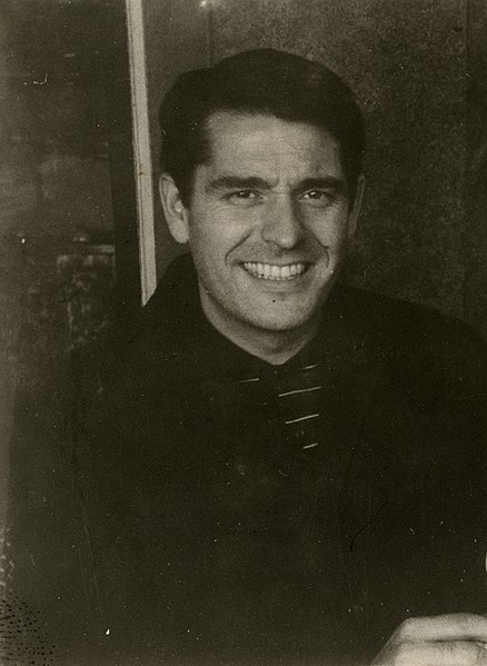 File:Daniel Filipacchi en 1958.jpg