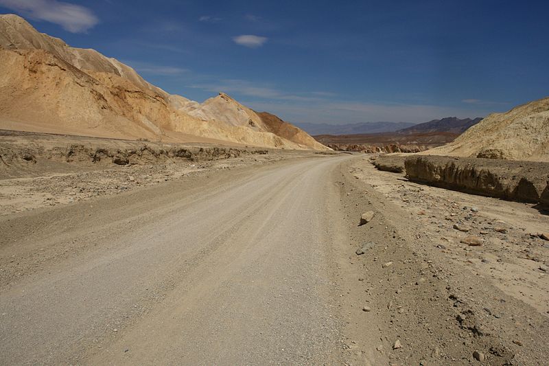 File:Death Valley, CA, Road to Nowhere (3472918693).jpg