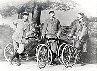 Бернард Кнубель з братами Антоном та Йоганном