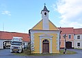 English: Chapel in Dolní Chrášťany, Prachatice District, the Czech Republic. Čeština: Kaple v Dolních Chrášťanech, okres Prachatice.