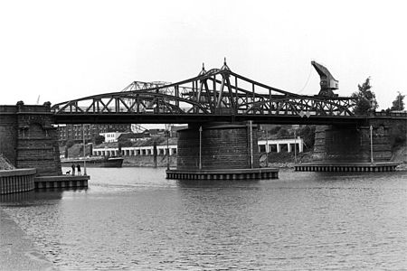 Drehbrücke Rheinhafen Krefeld Linn