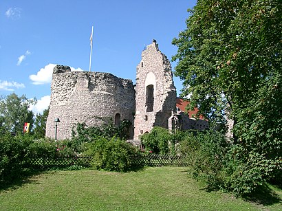 So kommt man zu Burg Hayn mit den Öffentlichen - Mehr zum Ort Hier