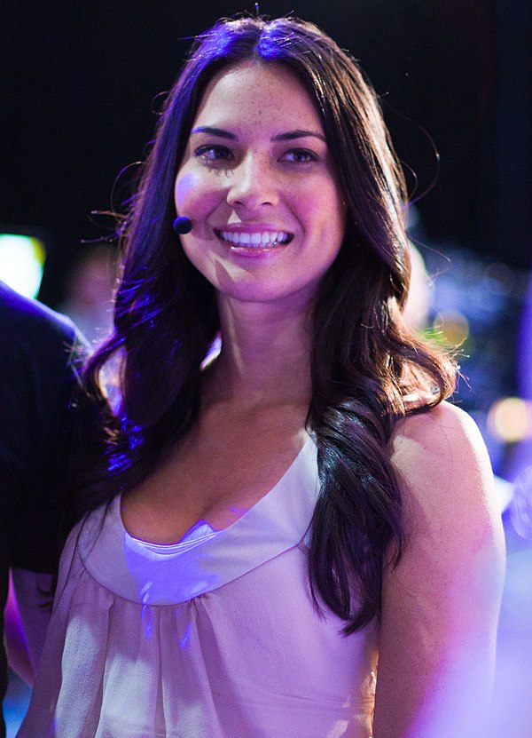 Munn at the 2009 Electronic Entertainment Expo