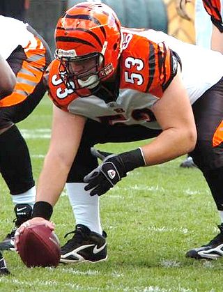 <span class="mw-page-title-main">Eric Ghiaciuc</span> American football player (born 1981)