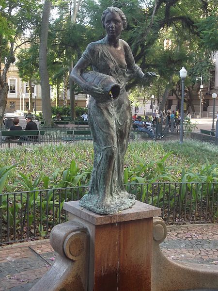 File:Estátua A Samaritana, Praça da Alfândega, Porto Alegre, Brasil .JPG