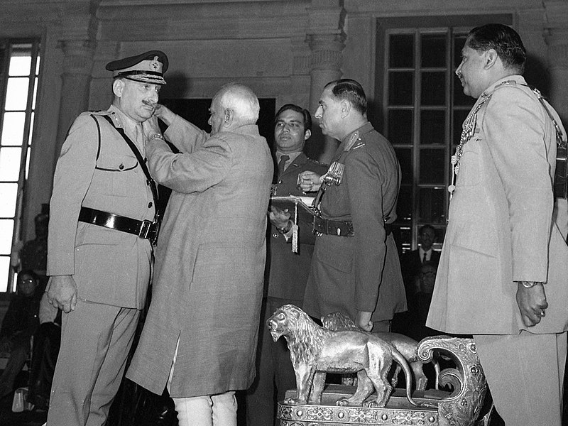 File:FM Manekshaw - Rashtrapathi Bhavan.jpg