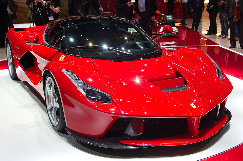 File:Geneva MotorShow 2013 - Ferrari LaFerrari front left view.jpg