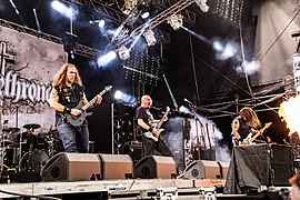 God Dethroned at the Party. San Metal Open Air 2017 (foran fra venstre til høyre: Mike Ferguson, Henri Sattler, Jeroen Pomper; bak på trommer: Michiel van der Plicht)