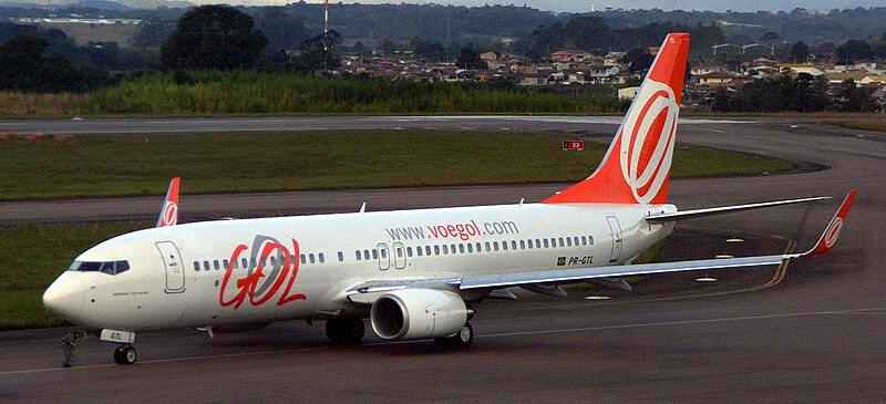 File:Gol Transportes Aéreos B737-8EH (PR-GTL) at Afonso Pena International Airport.jpg