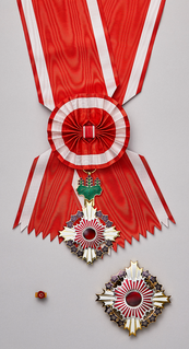 <span class="mw-page-title-main">Order of the Paulownia Flowers</span> Japanese order