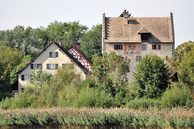 File:Greifensee - Schloss - Storen 2011-09-03 15-26-14.JPG