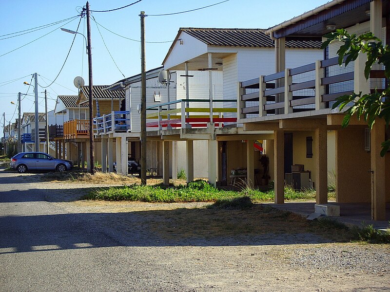 File:Gruissan-Plage 08-03.JPG