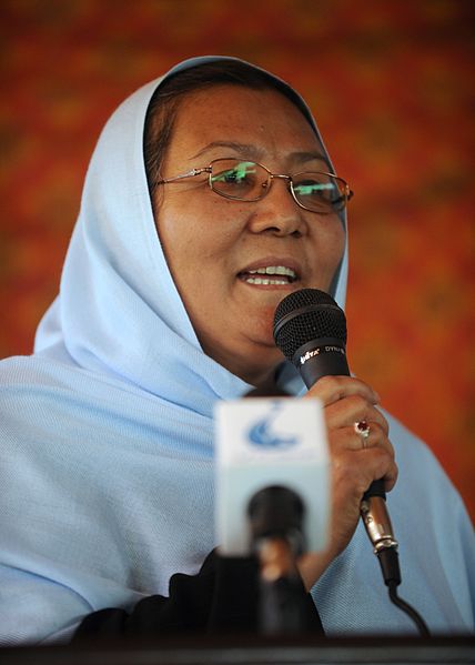 File:Habiba Sarabi in April 2011-cropped.jpg