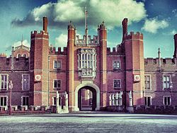 Hampton Court Palace on a January Afternoon.jpg