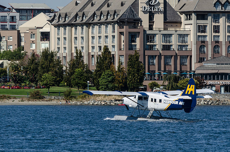 File:Harbour Air floatplane at Victoria's Inner Harbour Airport.jpg