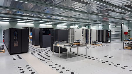 English: NEC SX-ACE (on the left) and NEC Cluster (laki, laki2, on the right), High Performance Computing Center Stuttgart (HLRS) of the University of Stuttgart. Deutsch: NEC SX-ACE (links) und NEC Cluster (laki, laki2, rechts), Höchstleistungsrechenzentrum Stuttgart (HLRS) der Universität Stuttgart.